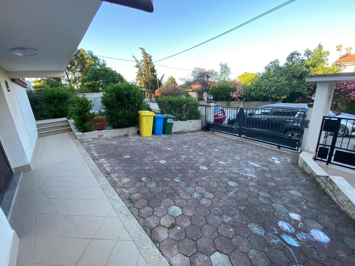 Cukon Holiday Home Premantura Exterior photo